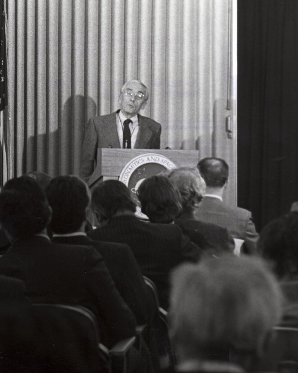 Jacques-Yves Cousteau after the Antarctic expedition of the Calypso, 1973
